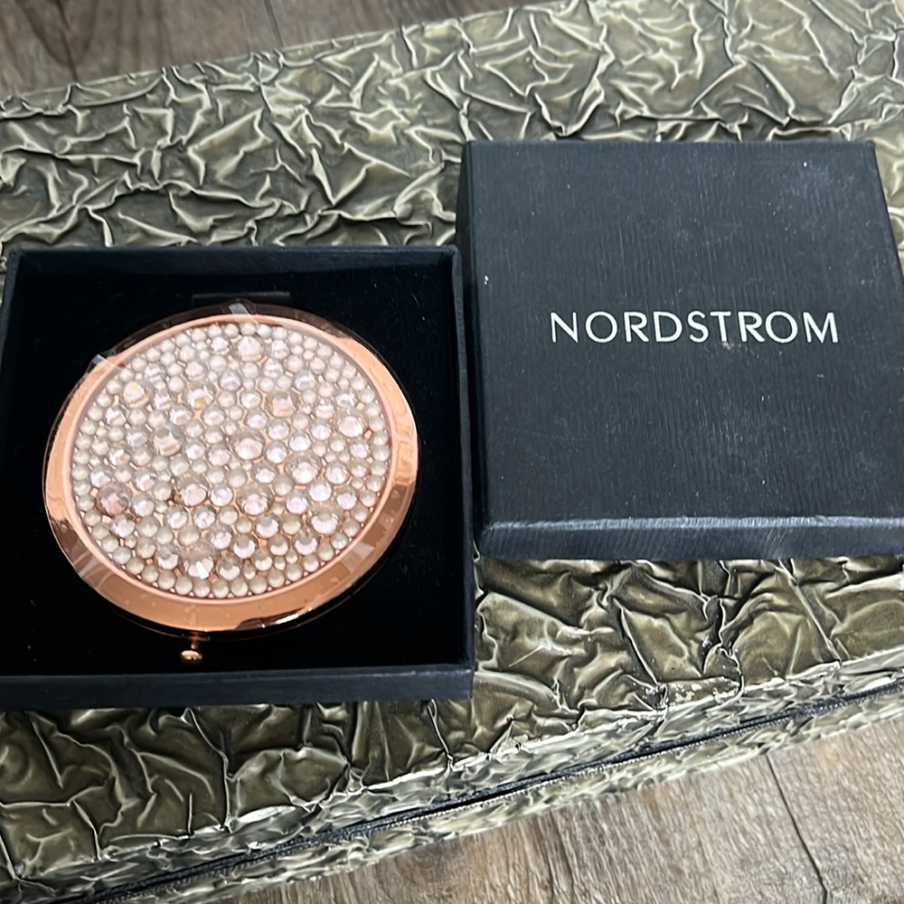 Collectible Nordstrom Rose Gold Compact Mirror - Picture 4 of 4